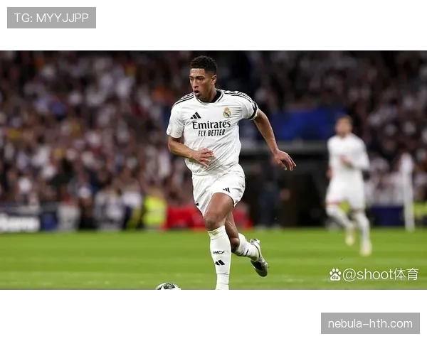 贝林厄姆16岁职业赛场早期成名与天赋兑现分析